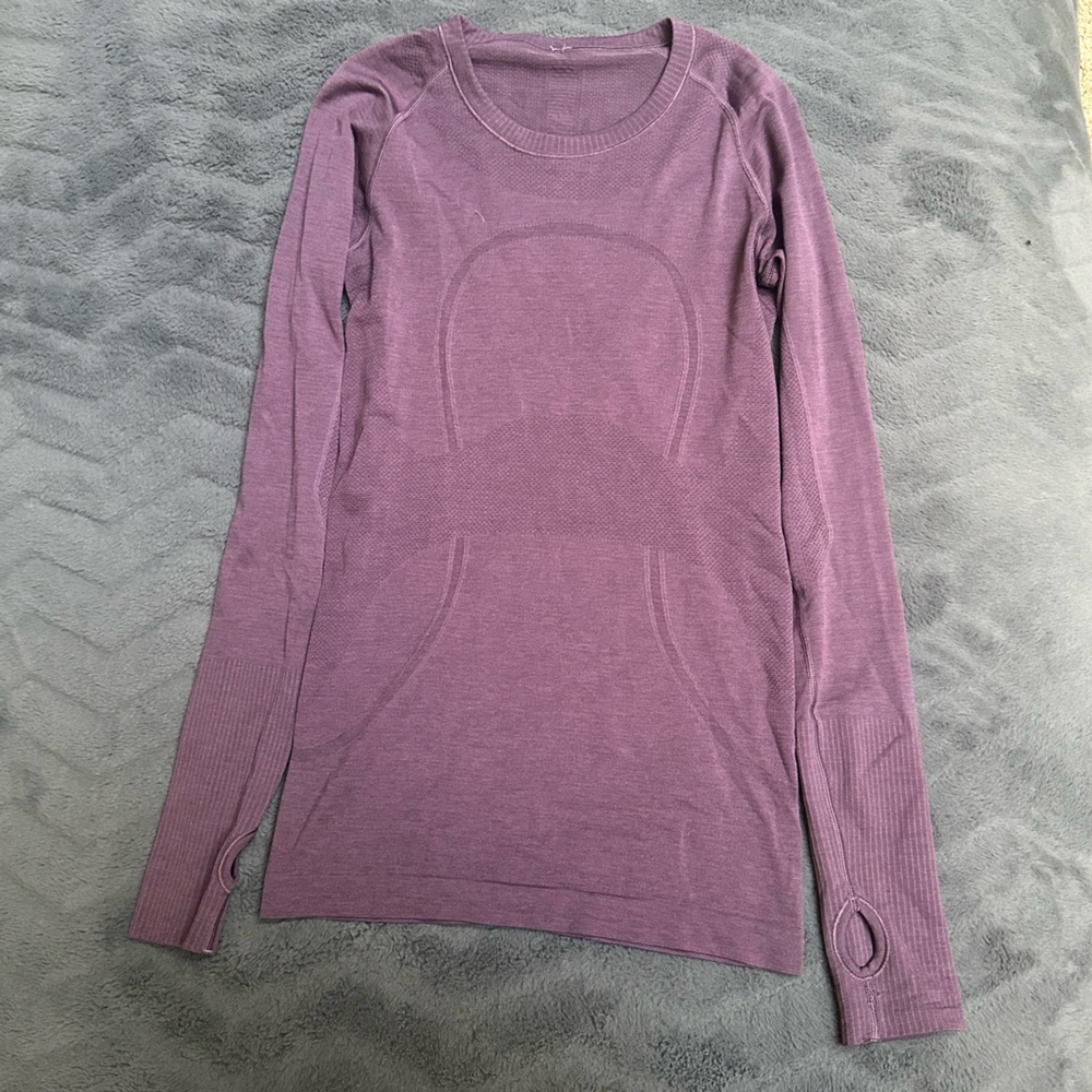 Lululemon long sleeve top